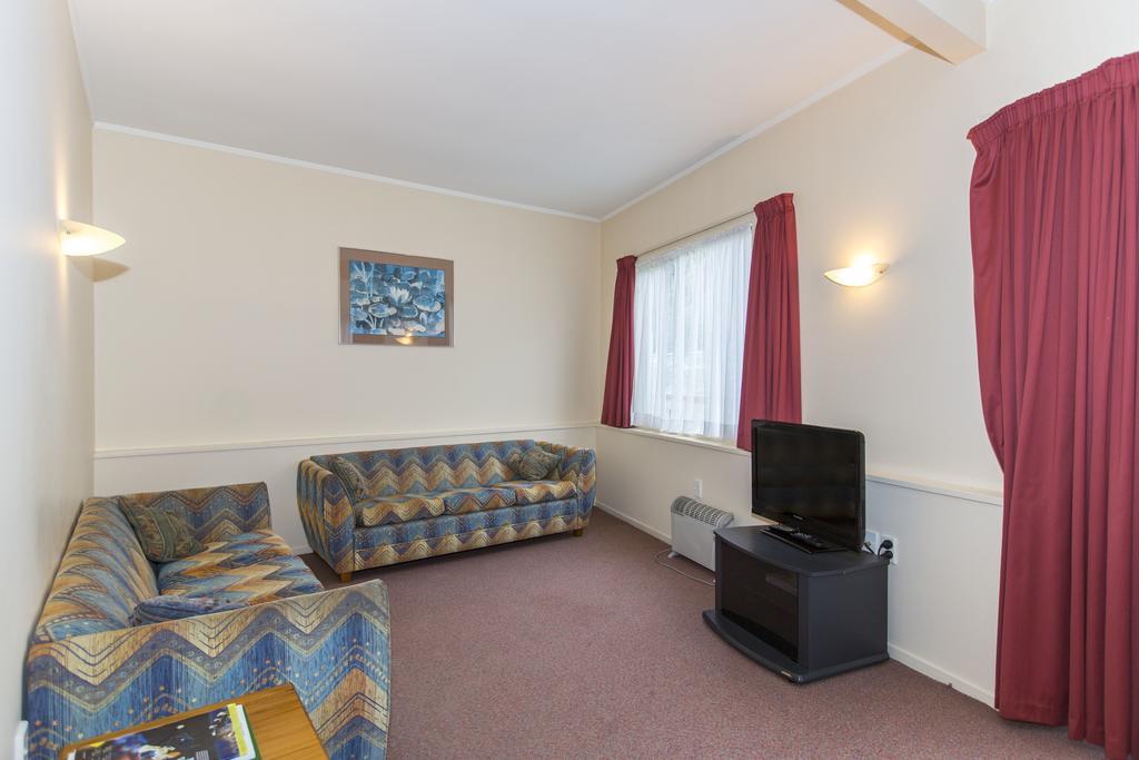 Fernhill Motor Lodge Lower Hutt Dış mekan fotoğraf