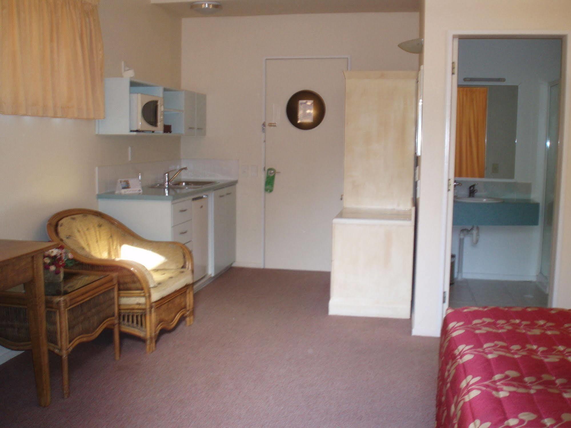 Fernhill Motor Lodge Lower Hutt Dış mekan fotoğraf